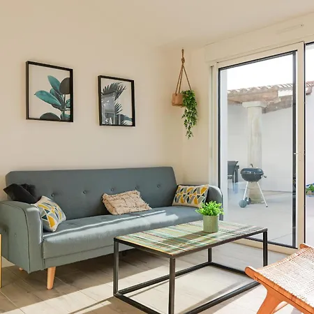 Jolie Maison Avec Terrasse Exterieure - 6 Personnes