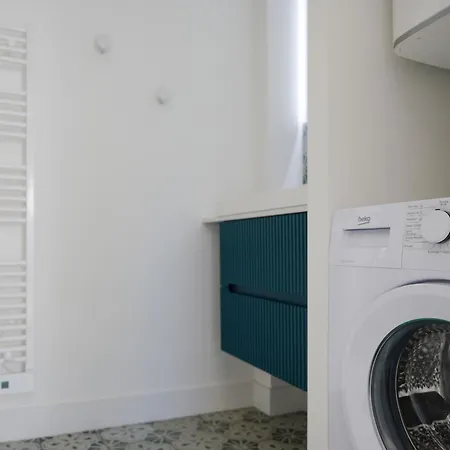 Jolie Maison Avec Terrasse Exterieure - 6 Personnes 莱萨布勒-多洛讷