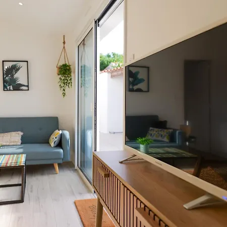 Jolie Maison Avec Terrasse Exterieure - 6 Personnes