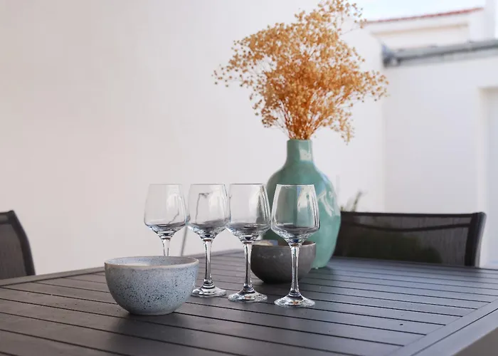 Casa de Férias Jolie Maison Avec Terrasse Exterieure - 6 Personnes *