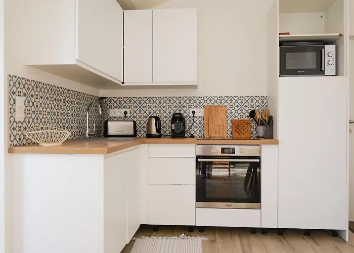 Jolie Maison Avec Terrasse Exterieure - 6 Personnes